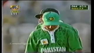 Shahid Afridi Vs Chaminda Vaas Epic Battle    Must Watch