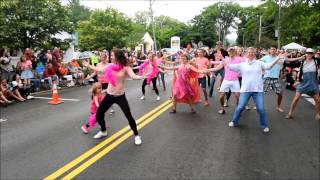 Flamingo Festival Flash Mob