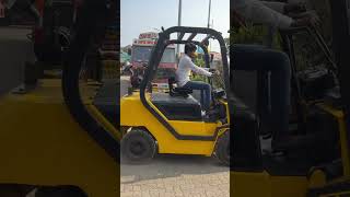 Voltas DVX30FC 3 Ton Forklift