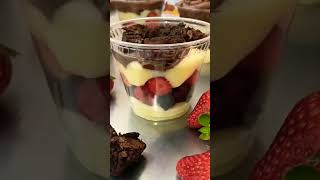 BROWNIE STRAWBERRY CUP