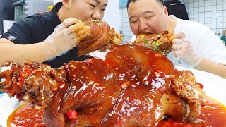 买3个肘子，阿强做“红烧肘子”，软糯Q弹大口撕着吃真过瘾｜Mukbang【cram阿强】