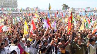 HDP İzmir Newroz Bayramında Çerxa Şoreşê