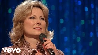 Janet Paschal - Fairest Lord Jesus [Live]