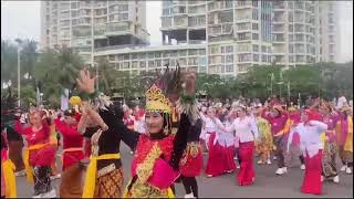 internasional Parade Beach di Ancol dgn 10 negara kontestan luar negeri..