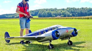 HUGE VINTAGE BEECHCRAFT B-18 RC MODEL RADIAL MOTOR FLIGHT DEMONSTRATION