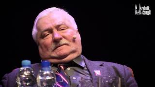 Lech Wałęsa spotkał się z rybniczanami w Teatrze Ziemi Rybnickiej