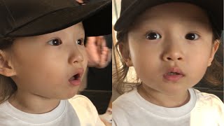 혼자 화장실 가려하는 5살 늦둥이 여동생과 걱정하는 큰오빠...