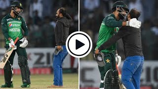 Pakistani FAN running towards pitch, SHADAB KHAN hugs him | Pakistan vs West Indies 2022 | 2nd ODI