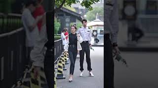 这女朋友是什么神仙操作？! 抖音街拍穿搭 / Street Couple Fashion Asian Douyin China