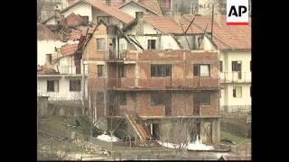 BOSNIA: BRITISH PEACEKEEPERS DRAW UP DEMILITARISED ZONE