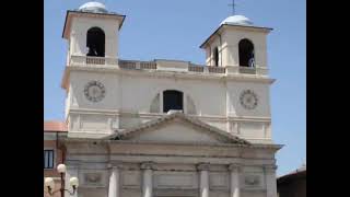 Rare Footage of L'Aquila Abruzzo before the 2009 earthquake (2007) - Mostly Churches..