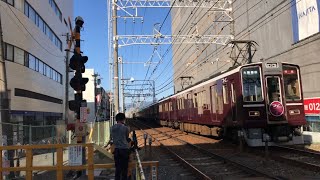 【脱線事故の当該編成😢】8000系（8000F）特急大阪梅田行き　塚口駅通過