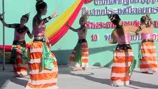 Rabam-Sukhothai  Dance at Chino Hills Temple  ระบำสุโขทัย