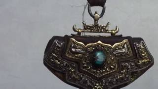 238 antique tibetan pursue