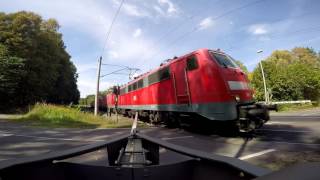 Lok - Zug mit BR 111 u. 143 auf dem Weg zum Schrottplatz?