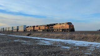 3732 leads a trio of engines pulling a late afternoon BNSF Intermodal, including an SD70ACe.