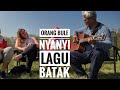 Bule Nyanyi Lagu Batak | Bule pinter ngomong Bahasa Indonesia