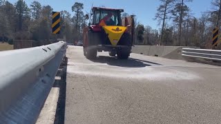 Officials in New Orleans gather supplies ahead of winter system