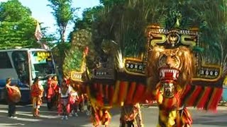 Arak-arakan Reog Gembong Bawono-Reog Gembong Bawono Sepak Bola-Seni Reog Campursari Gembong Bawono