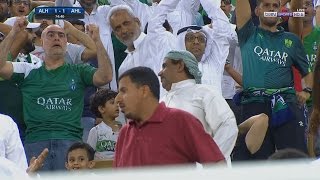 ردة فعل جمهور الأهلي السعودي على فرصة فيتفا الضائعة أمام الأهلي الإماراتي | دوري أبطال آسيا 2017