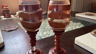 copa de vino en caoba rattan y resina - wine glass in mahogany rattan and resin