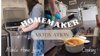 Homemaker DITL | Cleaning, Cooking, \