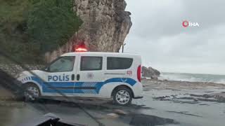 Amasra’da şiddetli fırtına ve sağanak etkili oluyor, dalga boyu 8 metre aştı