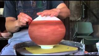 149.  Glazing a Crackle Texture Vase / Bottle with Hsin-Chuen Lin