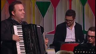 Orkestar Borka Radivojevica   Rumunska pesma   GK   TV Grand 17 12 2014 via torchbrowser com