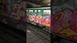 Wow 😲 Metro 🚊#shorts #paris#metro #france #color #colors #colorful #colores