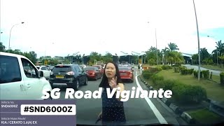 9jul2022 2nd link  #SND6000Z kia cerato female passenger upset at camcar for changing lane.