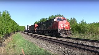 CN Train Spotting HD: CN 2287 \u0026 2404 Leads CN Q196 East At Carvel AB 3/8 5/21/17