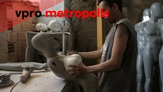 Boobjob for mannequins in Venezuela - vpro Metropolis