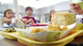 Food stamp changes could impact hundreds of thousands of students