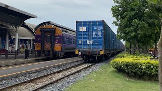 รถไฟวิ่งทั้ง 3 รางที่สถานีบางซื่อ รถสินค้า , ด่วนพิเศษ 37 และขบวน 9 อุตราวิถี(เปล่า)