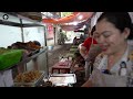 Hanoi food  BÚN ĐẬU VĂN PHÒNG Cận cảnh quá trình bán hàng đông nghẹt thở của cô chủ quán vui tính