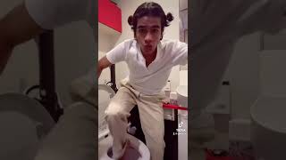 トイレしてる時にドアを叩かれた時の対処法！！#shorts #funnyvideo