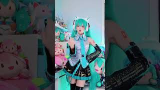 【SeeU】How many outfits did I changed? | Hatsune Miku Cosplay Transition