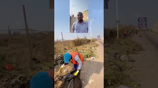 Pedestrians shared their experiences with BuzstopBoys 🇬🇭🙏💯 #fypシ゚ #volunteer #ghana #cleaning