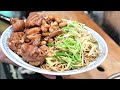 溫故知新｜多國語言cc字幕｜豬手撈麵｜braised pork knuckle lo mein｜ポークナックルの煮込みローメン｜ขาหมูตุ๋น lo mein｜찐 돼지고기 너클 로메인