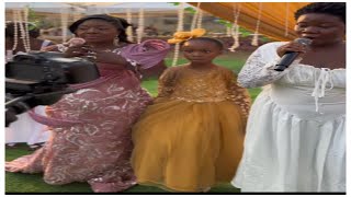 Eeei Wow see how Odehyieba Priscilla surprise the wedding couple at her hometown Wasa