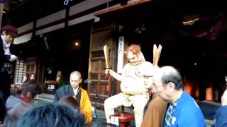 廬山寺の節分祭で鬼の御加持の様子(2013.2.3)