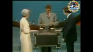 Family Feud: (Dawson) (Synd) (Show 119) (1979) (Stout Vs. Winton) (Undressing Question?)