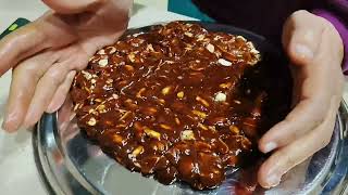 Peanut Chikki Recipe | दिमाग करे तेज और रखे आपको स्वस्थ सिर्फ दो चीजो से एकदम कुरकुरी मुंगफली चिक्की