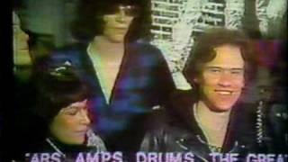 1978 Great House Of Guitars commercial with The Ramones