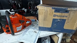 Genuine Husqvarna 365 x torq unboxing first start and first cuts