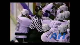 NHL Nov. 10, 1990 Los Angeles Kings v Edmonton Oilers (R) x2 Feeds Tim Watters v Mark Lamb