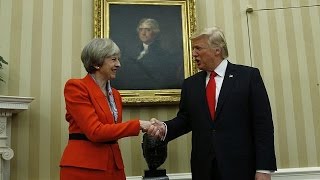 Csaknem 1,9 millió aláírás Trump londoni látogatása ellen