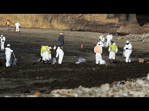 California Oil Spill: State Of Emergency Declared - YouTube