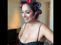 hot kashmira shah nip slip from bra in shoot